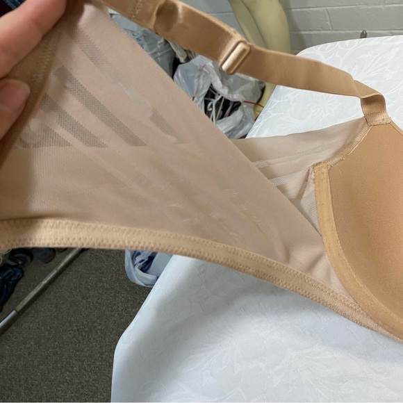 Felina Paramour Marvelous Side Smoothing T Shirt Bra 38D Nude Cream Great Cond - Picture 3 of 10